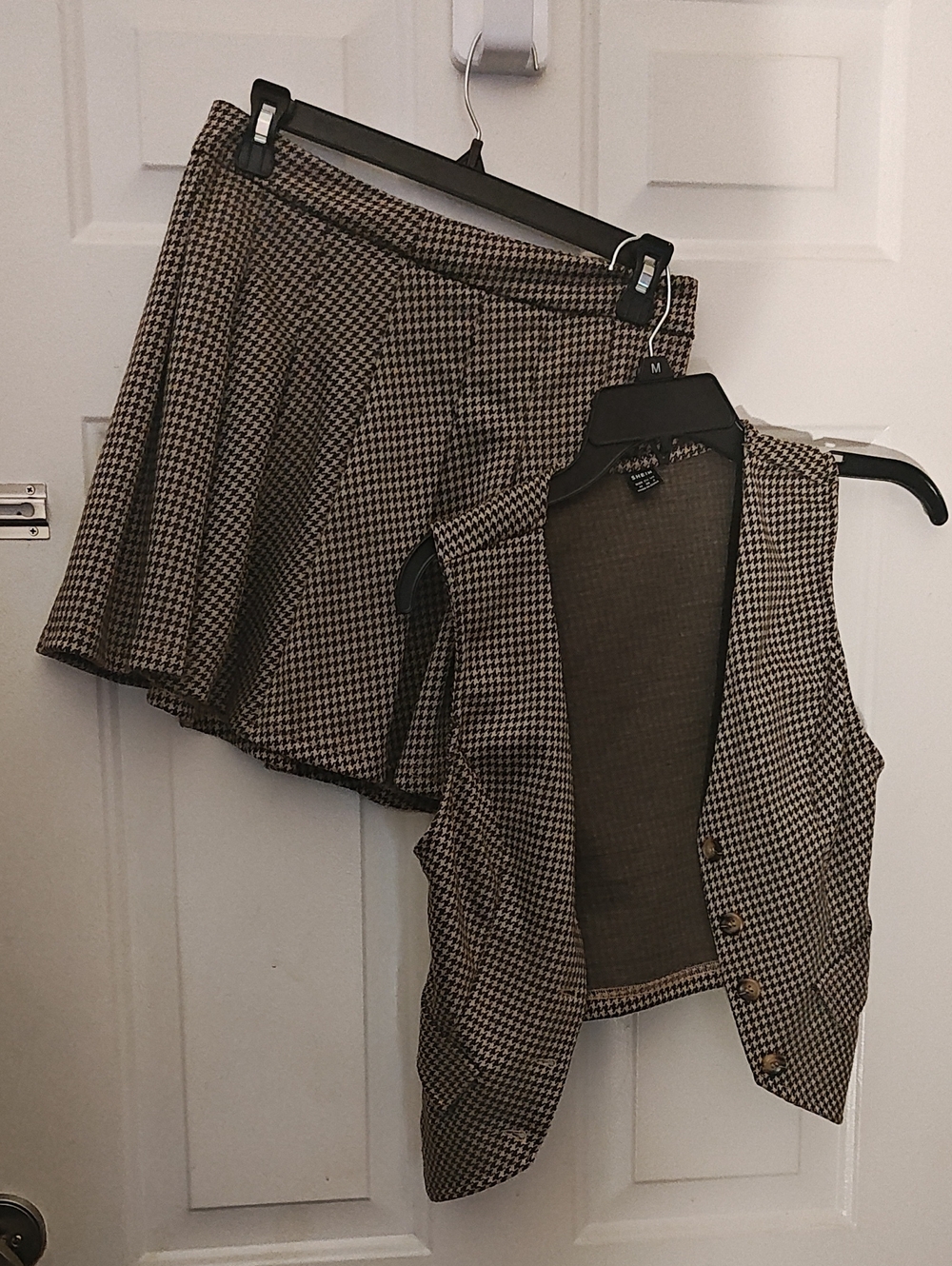 SHEIN Brown & Black Houndstooth Pleated Mini Skirt with Matching Vest